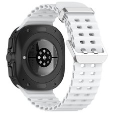 רצועת סיליקון מדגם Ocean Hole Dual Buckle Silicone Band מבית LaTera (צבע White) לשעון חכם מדגם Samsung Galaxy Watch Ultra / Watch Ultra 2025 רצועת סיליקון מדגם Ocean Hole Dual Buckle Silicone Band מבית LaTera (צבע White) לשעון חכם מדגם Samsung Galaxy Watch Ultra / Watch Ultra 2025