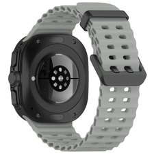 רצועת סיליקון מדגם Ocean Hole Dual Buckle Silicone Band מבית LaTera (צבע Gray) לשעון חכם מדגם Samsung Galaxy Watch Ultra / Watch Ultra 2025 רצועת סיליקון מדגם Ocean Hole Dual Buckle Silicone Band מבית LaTera (צבע Gray) לשעון חכם מדגם Samsung Galaxy Watch Ultra / Watch Ultra 2025